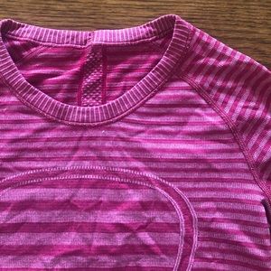 Lululemon Raspberry Swiftly Tech Long Sleeve Crew